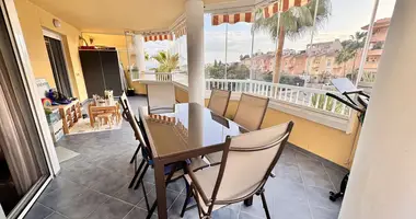 Apartamento 3 habitaciones en Fuengirola, Španjolska
