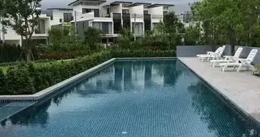 Adosado Adosado 3 habitaciones con Doble acristalamiento, con Amueblado, con Aire acondicionado en Phuket, Tailandia