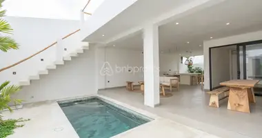 Villa 2 bedrooms with Balcony, with Furnitured, with Air conditioner in Tumbak Bayuh, Indonesia