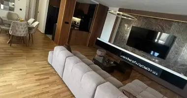 Apartamento 4 habitaciones en Belgrado, Serbia