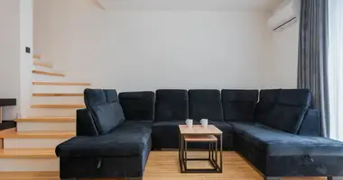 3 bedroom apartment in Marki, Poland