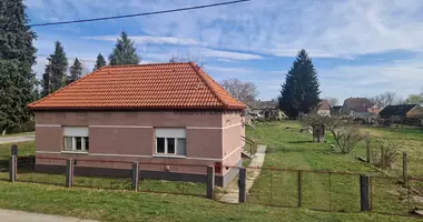 4 room house in Belavar, Hungary