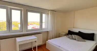 Квартира 2 комнаты в Варшава, Польша
