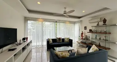 Villa 5 habitaciones con Doble acristalamiento, con Amueblado, con Aire acondicionado en Phuket, Tailandia