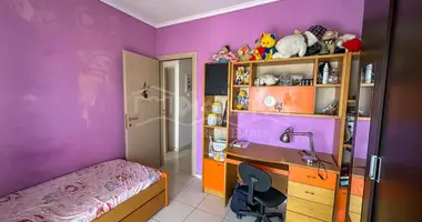 5 bedroom house in Municipality of Nea Propontida, Greece