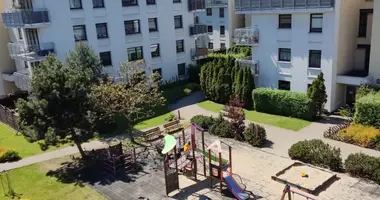Квартира 2 комнаты в Варшава, Польша