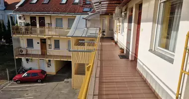 Mieszkanie 3 pokoi w Baja, Węgry