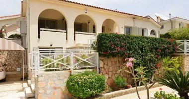3 bedroom house in Peyia, Cyprus