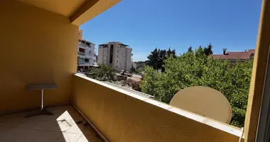 Mieszkanie 4 pokoi w Petrovac, Czarnogóra