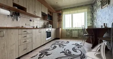 Apartamento 3 habitaciones en Brest, Bielorrusia