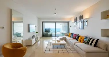 Mieszkanie 3 pokoi w Limassol, Cypr