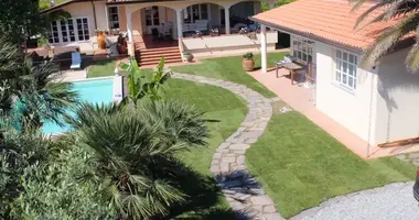 Villa en Lido di Camaiore, Italia
