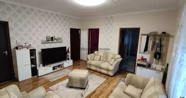 Casa 4 habitaciones en Nyiradony, Hungría