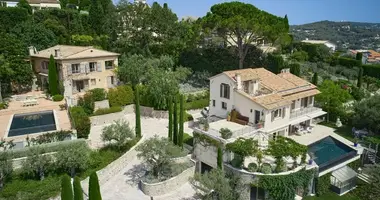 Villa 7 bedrooms in Mougins, France