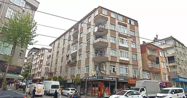 Квартира 3 комнаты в Гюнгёрен, Турция