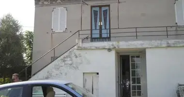 8 room house in Terni, Italy