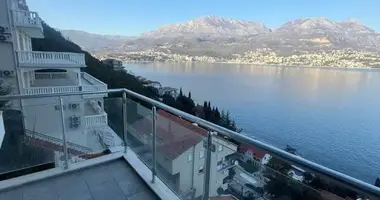 Apartamento 2 habitaciones en Igalo, Montenegro