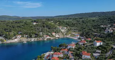 Grundstück in Rogac, Kroatien