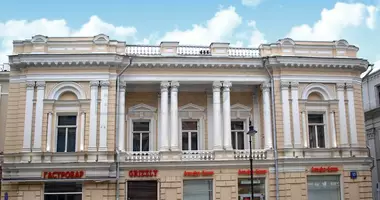 Офис 3 300 м² в Центральный административный округ, Россия
