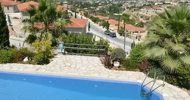 Villa 3 Zimmer in Tsada, Cyprus