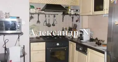 5 room apartment in Odessa, Ukraine