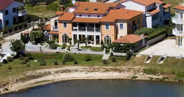 Hôtel 550 m² dans Grad Pula, Croatie