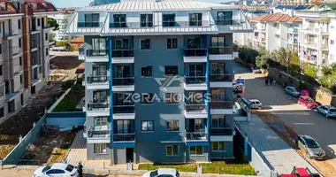 3 room apartment with elevator, with terrace, with swimming pool in Karakocali, Turkey