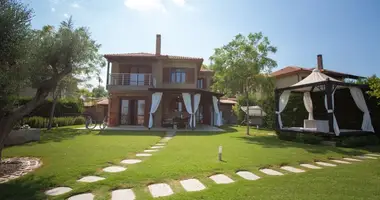 Villa 3 bedrooms in Kassandra Municipality, Greece