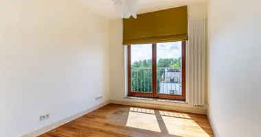 6 room apartment in Warsaw, Poland