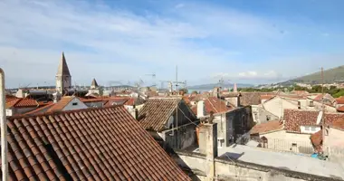 Casa 3 habitaciones en Trogir, Croacia