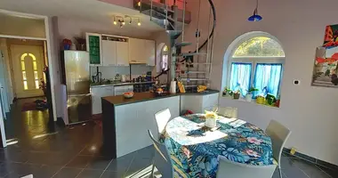 Maison 5 chambres dans Omisalj, Croatie