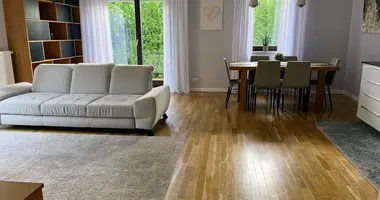 Apartamento 3 habitaciones en Varsovia, Polonia