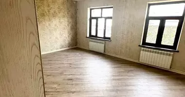 Дом 5 комнат с c ремонтом в Ташкент, Узбекистан