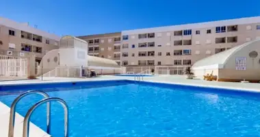 2 bedroom apartment in Torrevieja, Spain