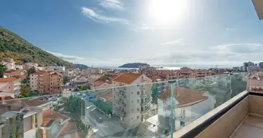 Apartamento 5 habitaciones en Budva, Montenegro