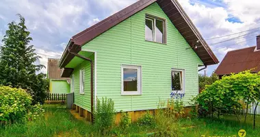 Maison dans Astrasyckaharadocki sielski Saviet, Biélorussie