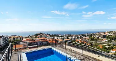 Mieszkanie 4 pokoi w Madeira, Portugalia