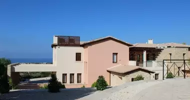 Дом 5 спален в Kouklia, Кипр