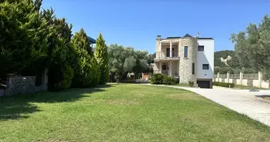 3 bedroom house in Skala Fourkas, Greece