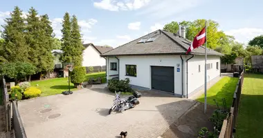 8 room house in Riga, Latvia