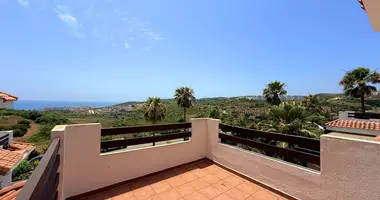 2 bedroom apartment in Manilva, Spain