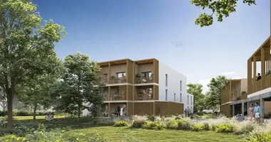 3 bedroom apartment in Metropolitan France, France