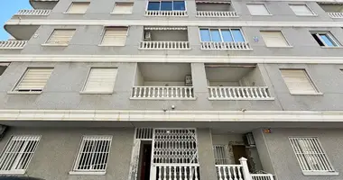 2 bedroom apartment in Torrevieja, Spain