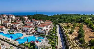 Villa 4 rooms with parking, with Swimming pool, with Sauna in Alanya, Turkey