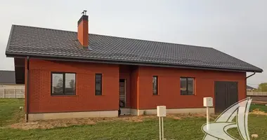 Casa en Rakitnicki siel ski Saviet, Bielorrusia