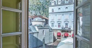 Wohnung 3 Schlafzimmer in Kotor, Montenegro