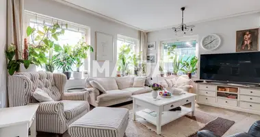 Wohnung 3 zimmer in Verwaltungsgemeinschaft Helsinki, Finnland