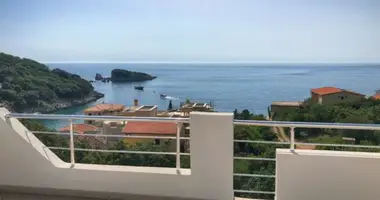 Villa  con Junto al mar en Kunje, Montenegro