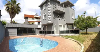 Villa 4 chambres dans Serik, Turquie