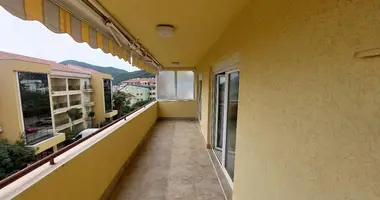 Apartamento 3 habitaciones en Budva, Montenegro